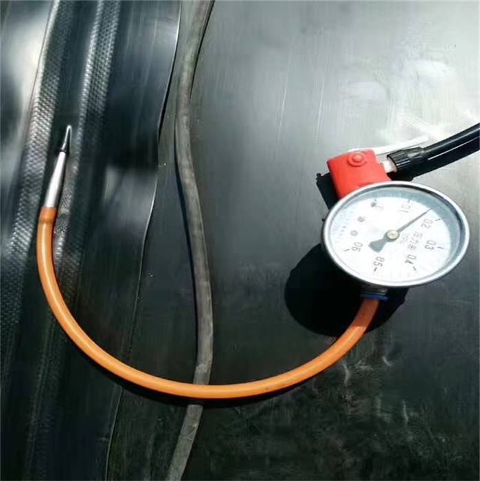 HDPE土工膜施工部位處理不當會出現(xiàn)什么現(xiàn)象？
